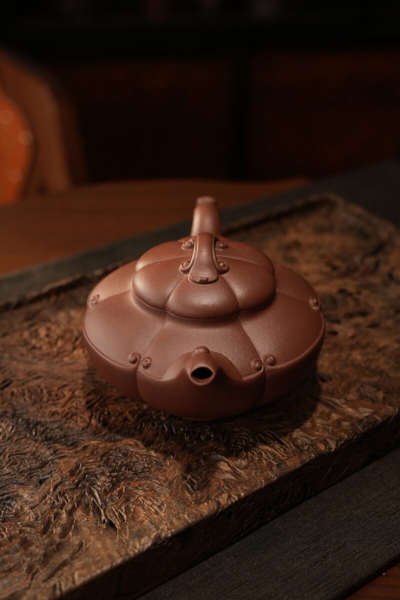 Fully Handmade Di Cao Qing Rui He Shuo 160ml Yixing Teapot