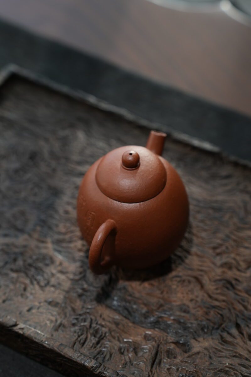 Fully Handmade Xiangshan Zhuni Qing Jun Lun Zhu 60ml Yixing Teapot