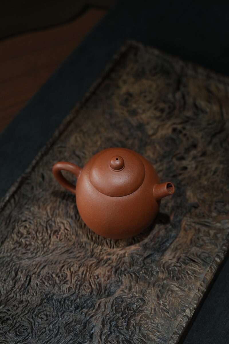 Fully Handmade Xiangshan Zhuni Qing Jun Lun Zhu 60ml Yixing Teapot
