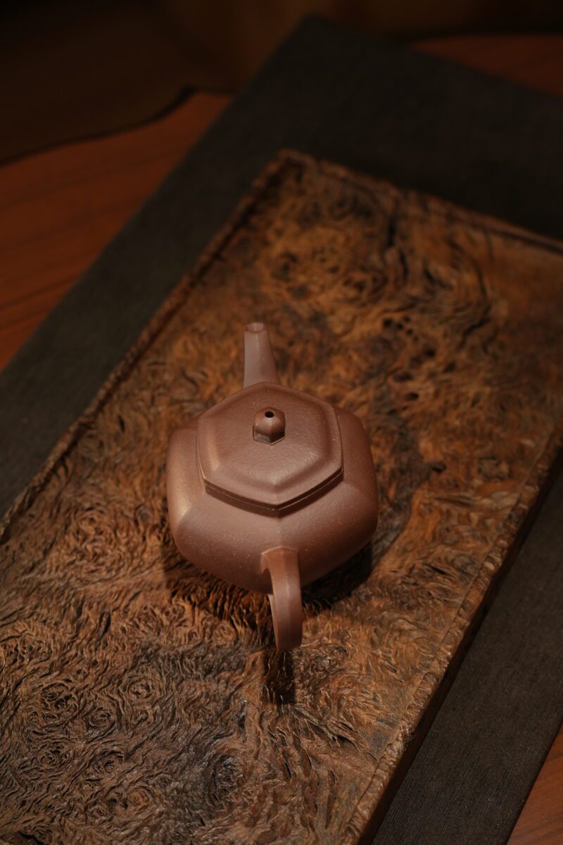 Fully Handmade Di Cao Qing Hexagonal Gong Deng 100ml Yixing Teapot