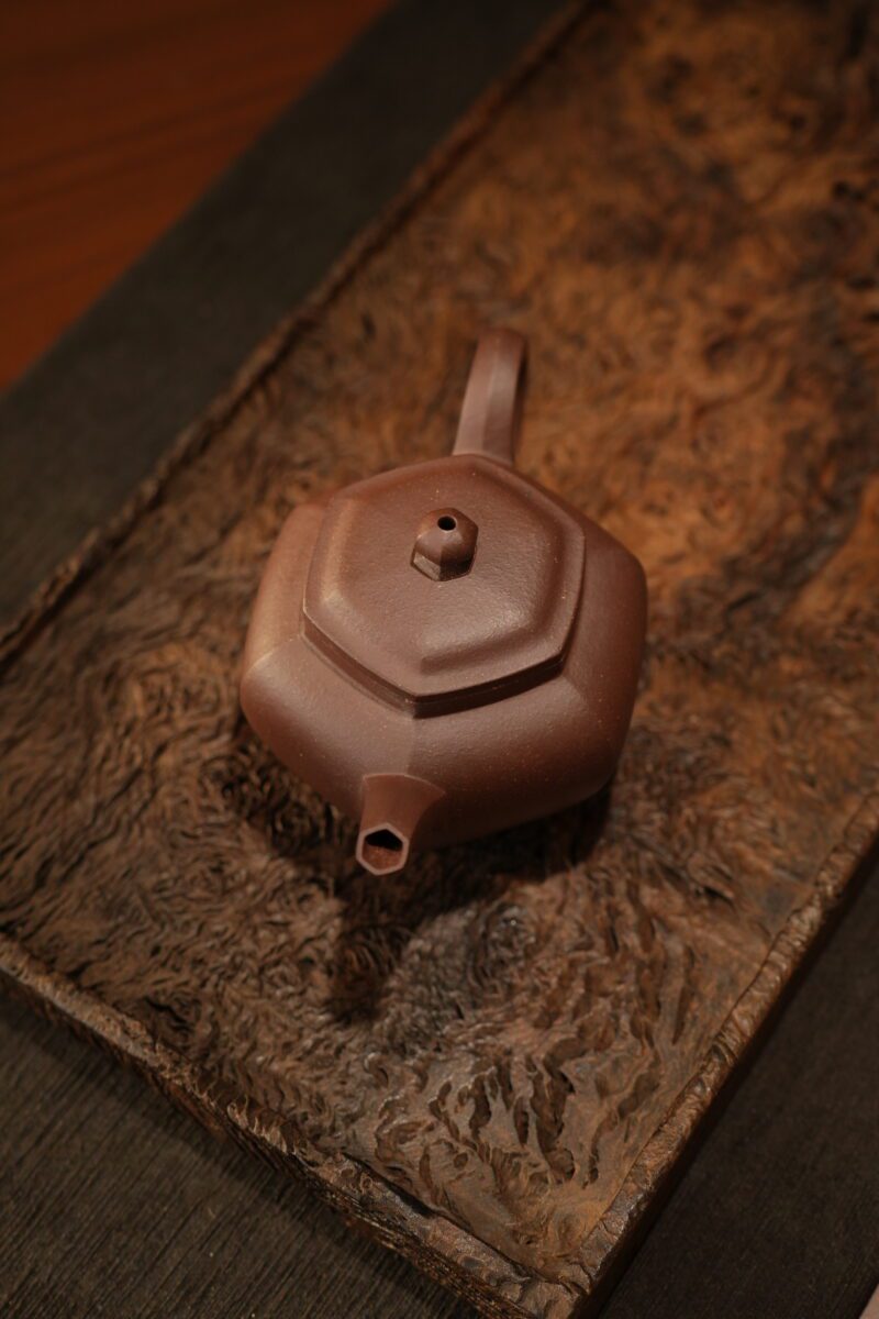 Fully Handmade Di Cao Qing Hexagonal Gong Deng 100ml Yixing Teapot
