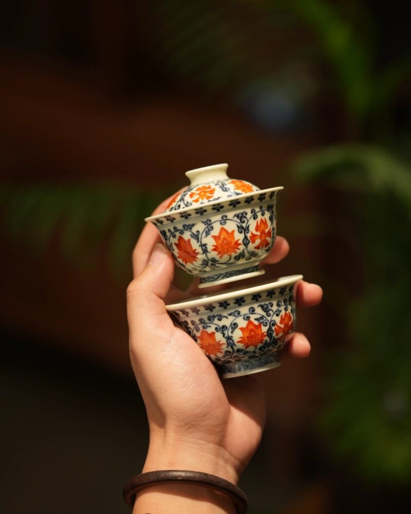 Hand-painted Underglaze Red Qinghua Ceramic Twined Lotus 80ml Gaiwan Set1 Hand-painted Underglaze Red Qinghua Ceramic Twined Lotus 80ml Gaiwan Set