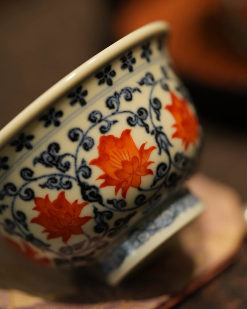 Hand-painted Underglaze Red Qinghua Ceramic Twined Lotus 80ml Gaiwan Set10 Hand-painted Underglaze Red Qinghua Ceramic Twined Lotus 80ml Gaiwan Set