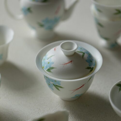 Hand-painted White Porcelain Flower & Swimming Fish 80ml Gaiwan2 Hand-painted White Porcelain Flower & Swimming Fish 80ml Gaiwan