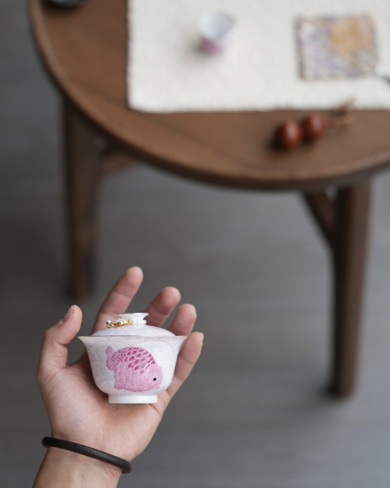 Handmade Hand-painted Fen Cai Ceramic Ranchu Goldfish 100ml Gaiwan - Pre Order Ship in 20 Days
