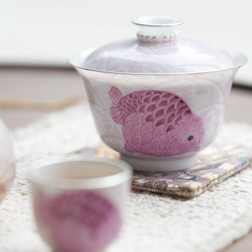 Handmade Hand-painted Fen Cai Ceramic Ranchu Goldfish 100ml Gaiwan7 Handmade Hand-painted Fen Cai Ceramic Ranchu Goldfish 100ml Gaiwan - Pre Order Ship in 20 Days