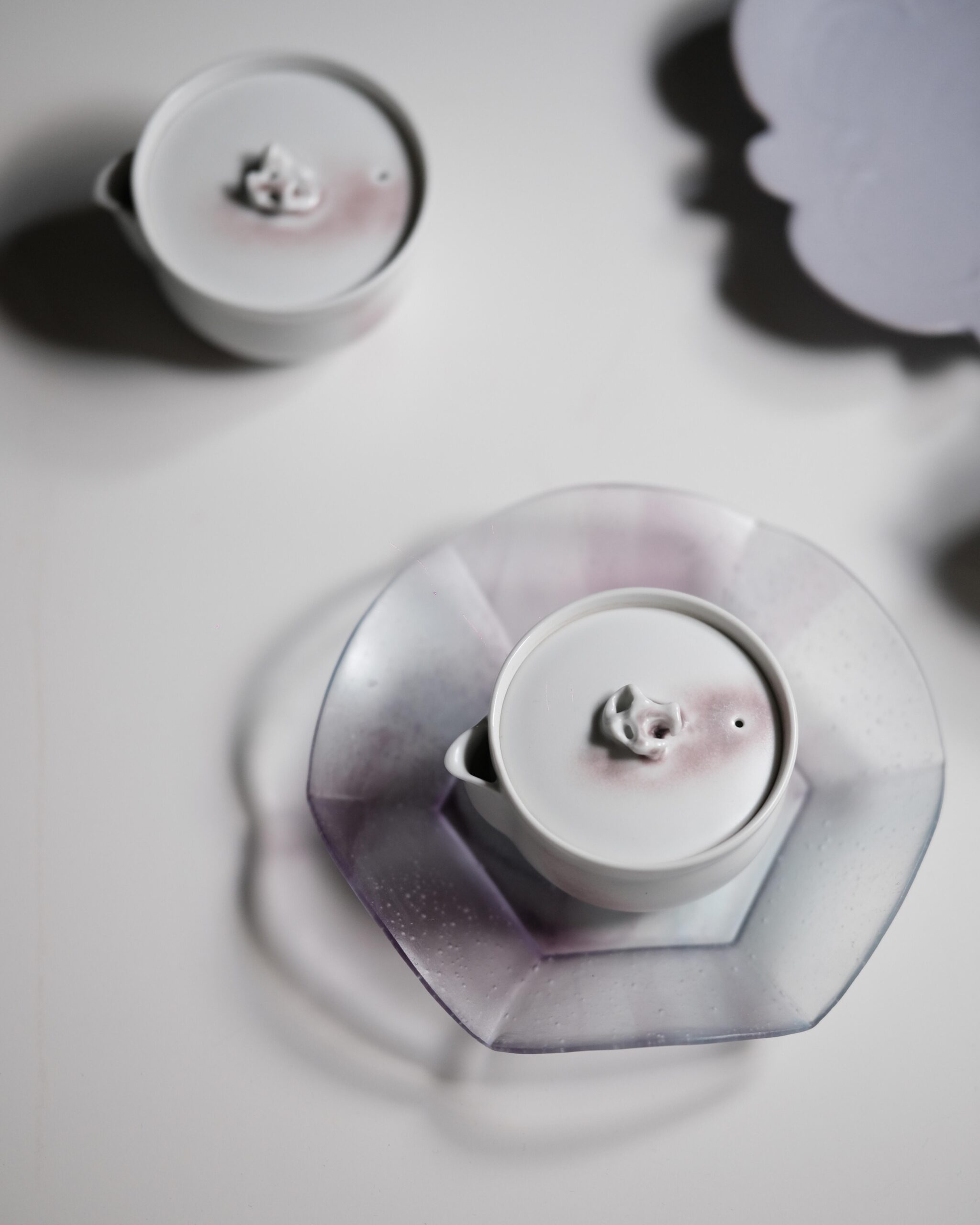 Soda Glaze Ceramic Sakura Pink Lake Stone 140ml Gaiwan Grabpot