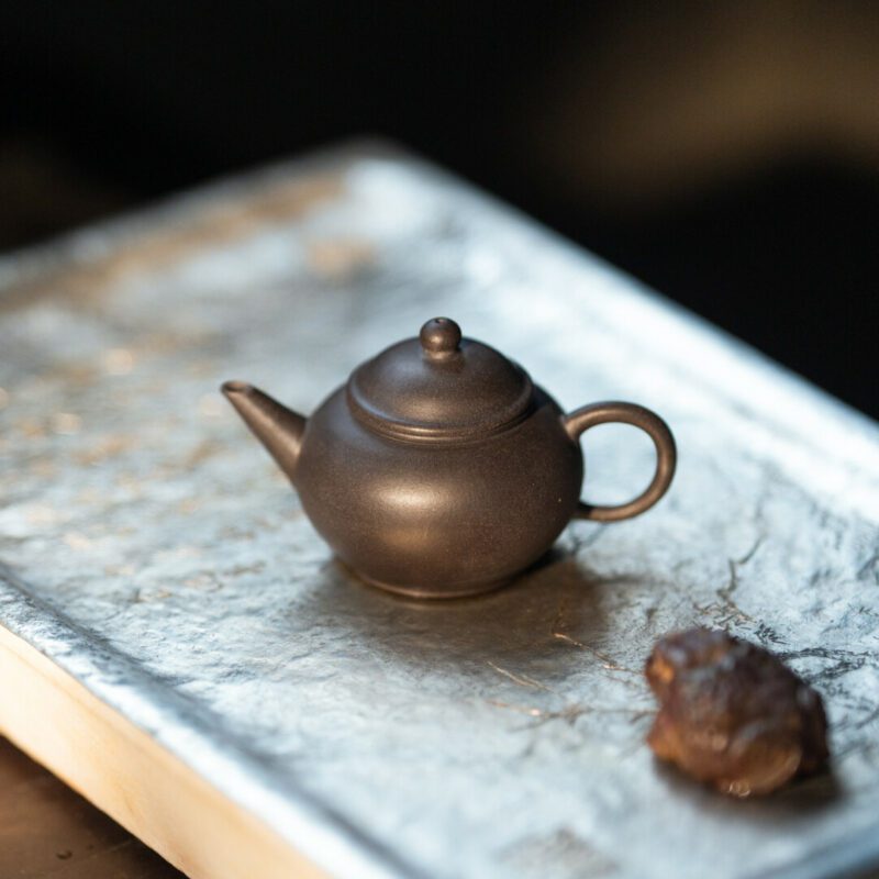 Half Handmade Hei Liao Zini Shui Ping 75ml Yixing Teapot
