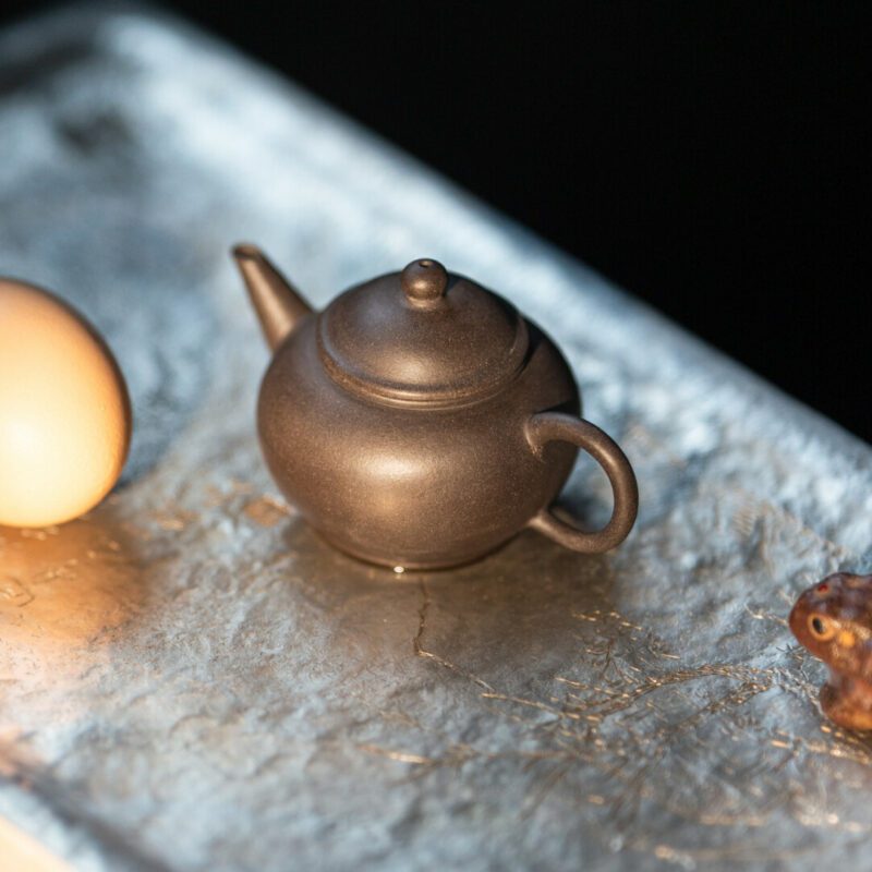 Half Handmade Hei Liao Zini Shui Ping 75ml Yixing Teapot