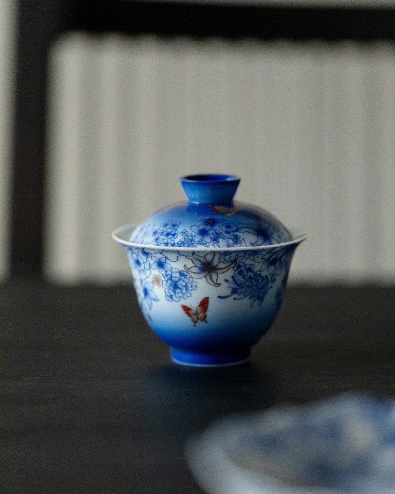 Hand-painted Gilt Painting Ceramic Prosperous Flowers 100ml Gaiwan