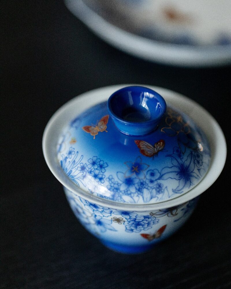 Hand-painted Gilt Painting Ceramic Prosperous Flowers 100ml Gaiwan
