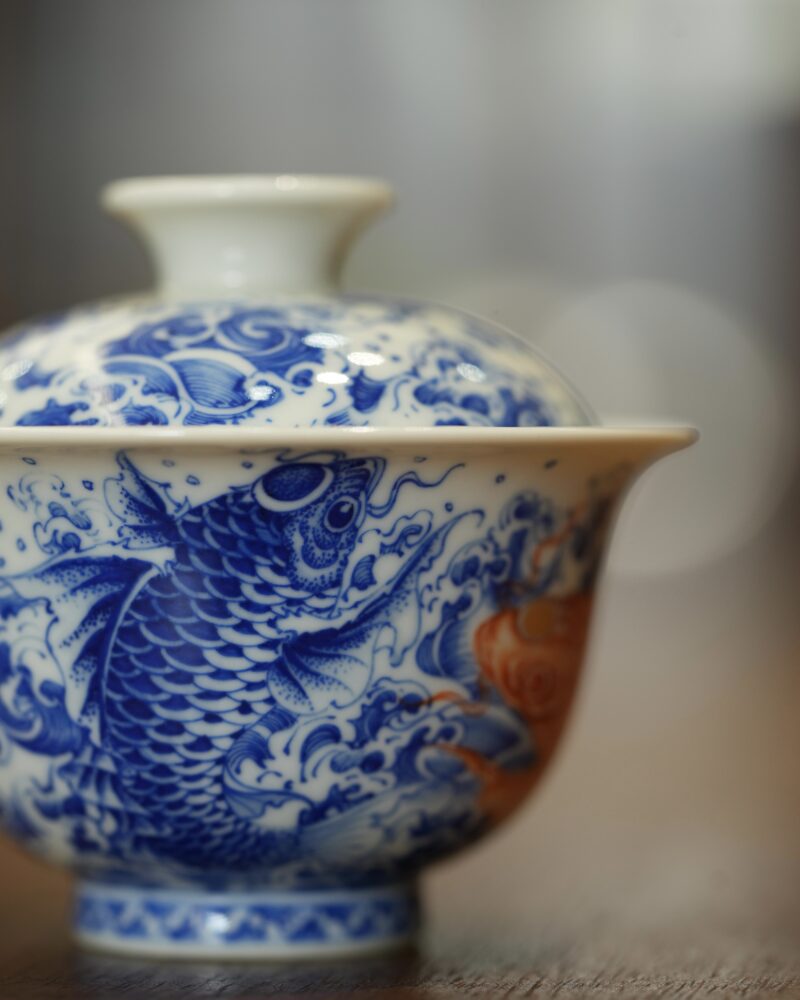 Hand-painted Qinghua Ceramic Carp Sailing 100ml Gaiwan12 Hand-painted Qinghua Ceramic Carp Sailing 100ml Gaiwan