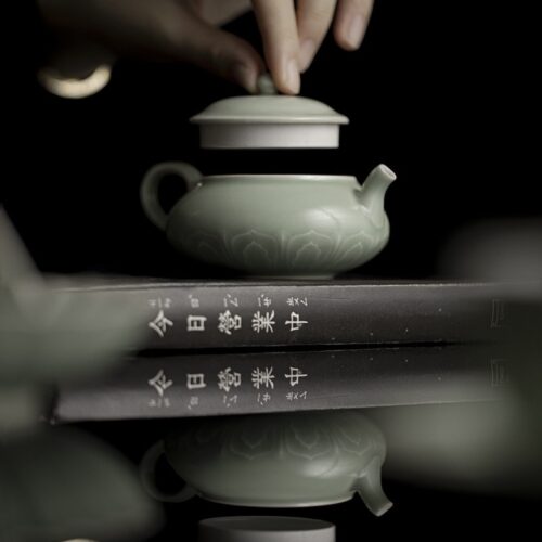 Celadon Glaze Ceramic Lotus Petal 110ml Chinese Teapot