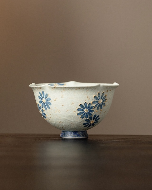 Hand-painted Ceramic Flowers 100ml Host Cup