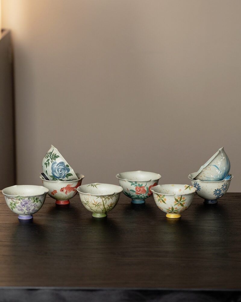 Hand-painted Ceramic Flowers 100ml Host Cup