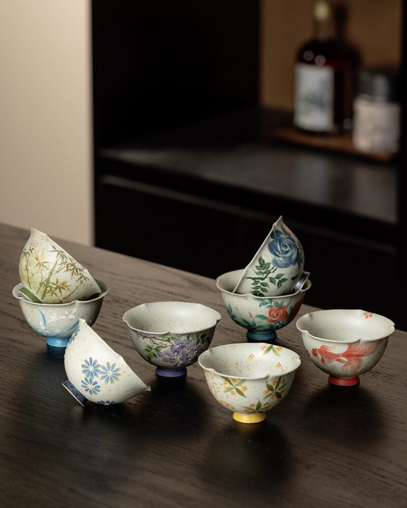 Hand-painted Ceramic Flowers 100ml Host Cup