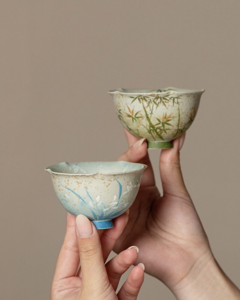 Hand-painted Ceramic Flowers 100ml Host Cup