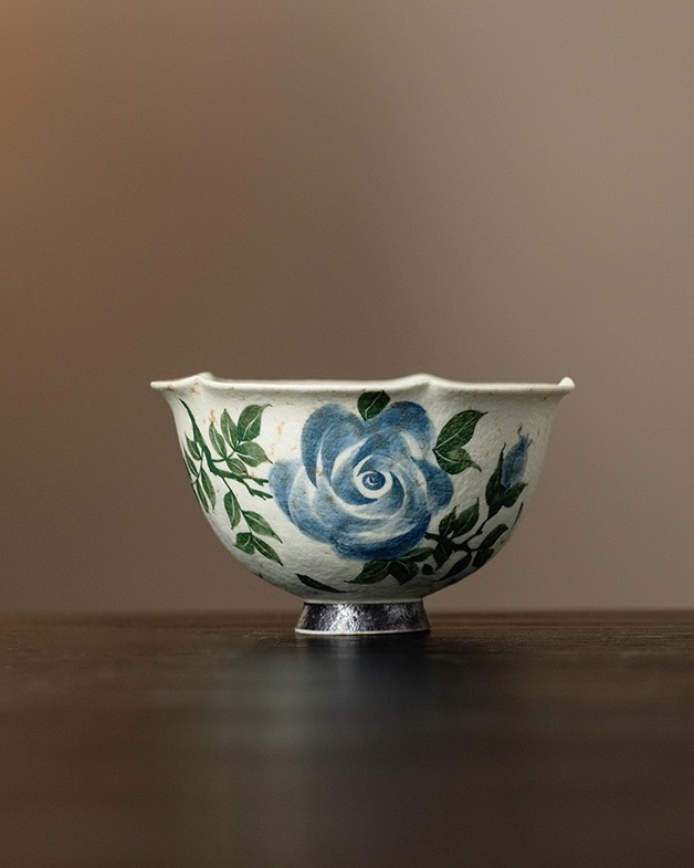 Hand-painted Ceramic Flowers 100ml Host Cup