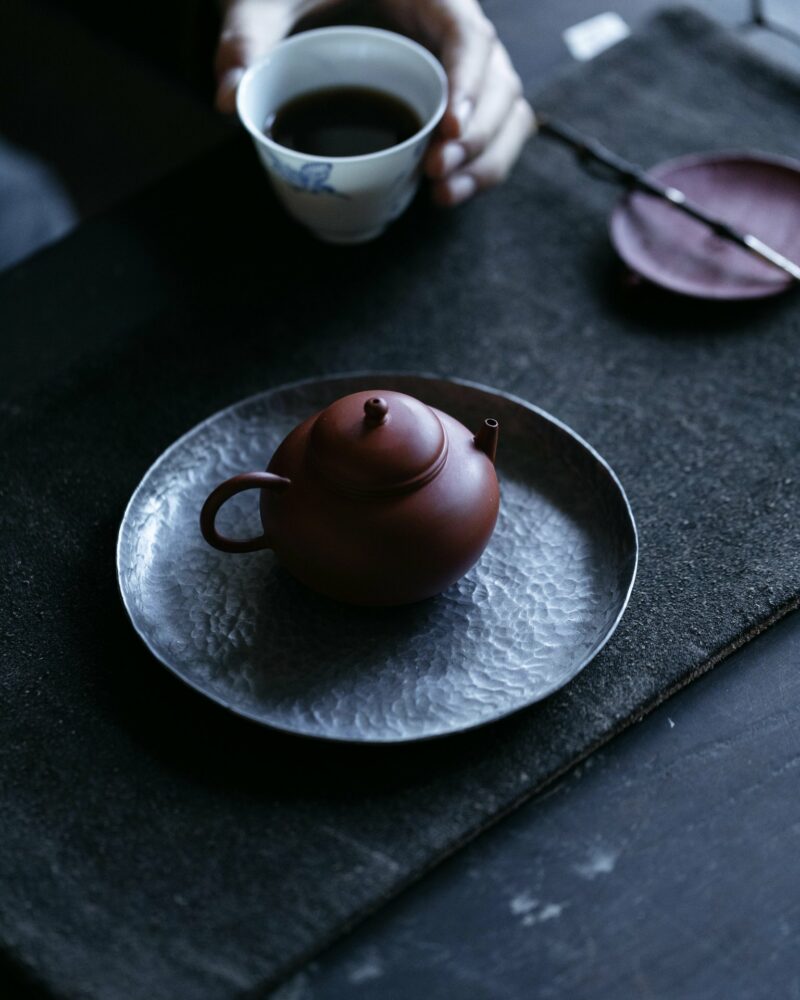 Handmade Hammered Texture Tinplate Metal Chaozhou Gong Fu Style Tea Boat