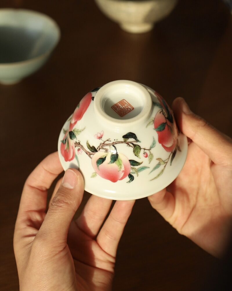 Handmade Hand-painted Fen Cai Ceramic Six Longevity Peaches 120ml Host Cup