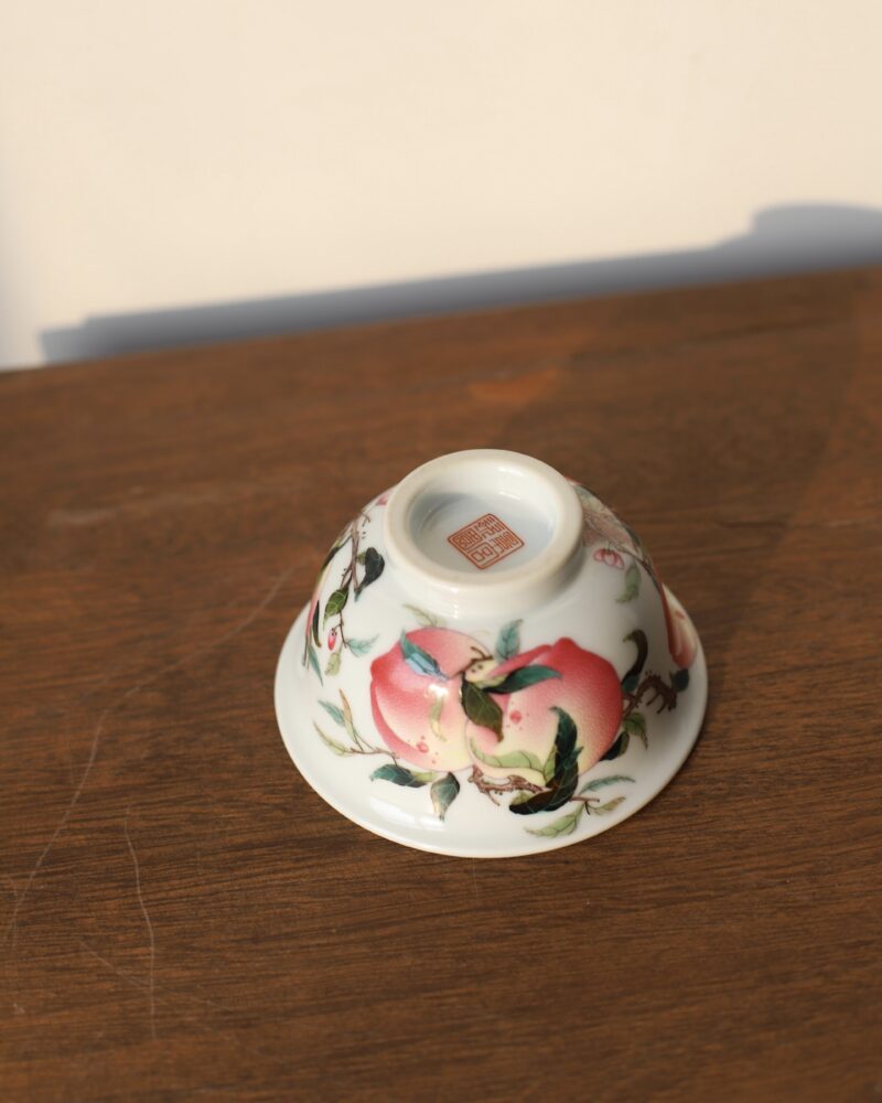 Handmade Hand-painted Fen Cai Ceramic Six Longevity Peaches 120ml Host Cup