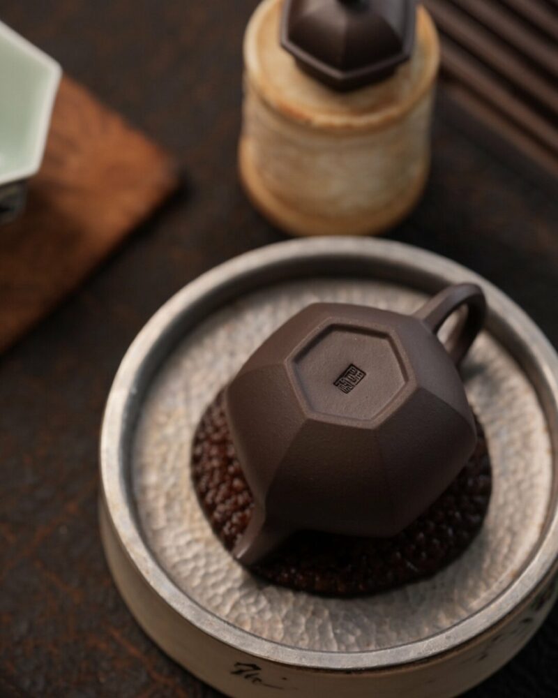 Half Handmade Hexagonal Zini Duo Qiu 50ml Yixing Teapot