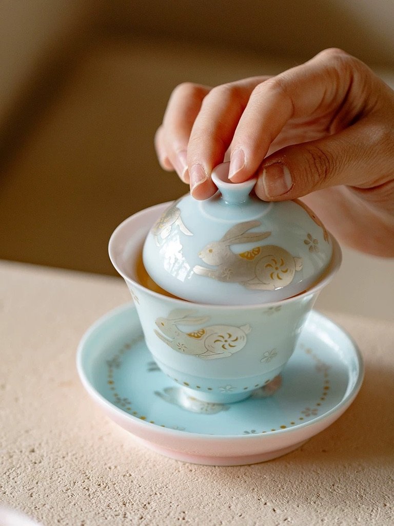 Hand-painted Gilt Silver and Gold Glaze Ceramic Moon Rabbit 110ml Gaiwan