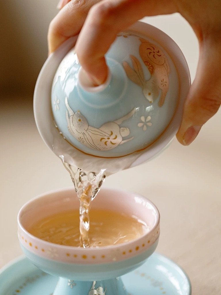 Hand-painted Gilt Silver and Gold Glaze Ceramic Moon Rabbit 110ml Gaiwan