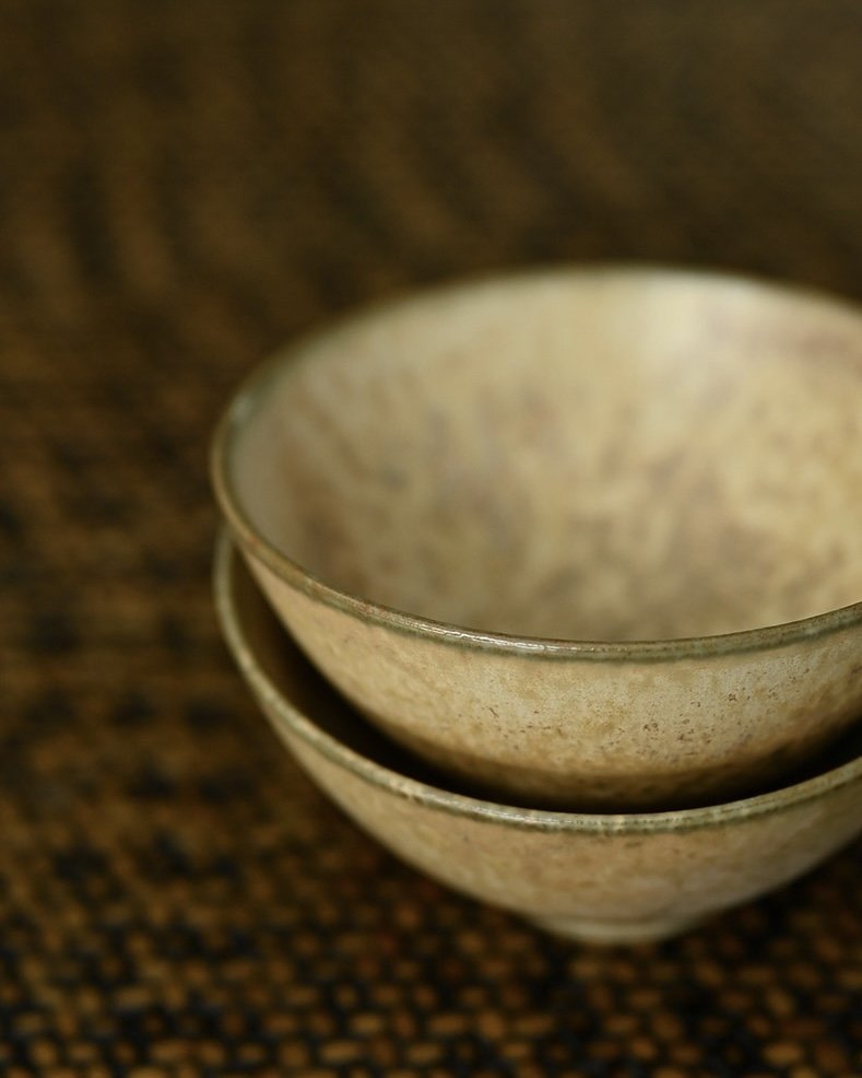 Handmade Sand Yellow Glaze Ceramic Chicken Heart 100ml Host Cup