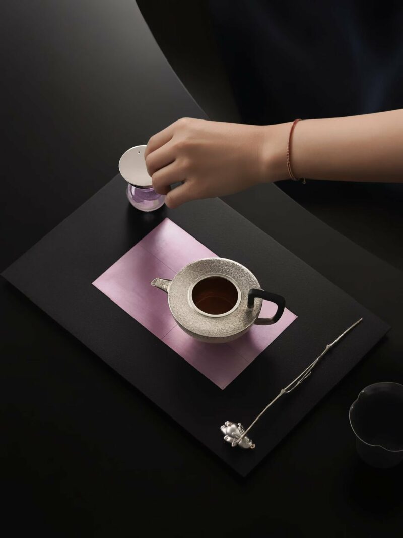 Handmade Traditional Lacquer Wood Purple Rain Tea Tray
