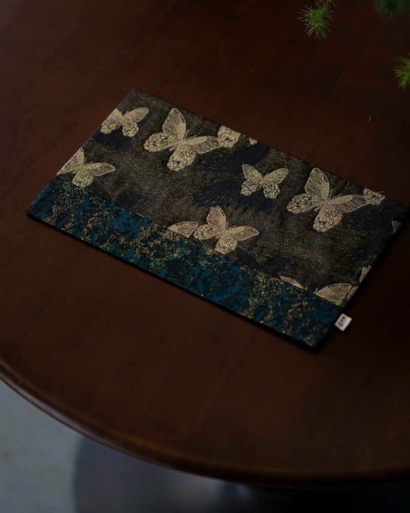 Chinese-Style-Brocade-Butterfly-Gold-Thread-Double-sided-Tea-Mat3 Chinese Style Brocade Butterfly & Gold Thread | Double-sided Tea Mat