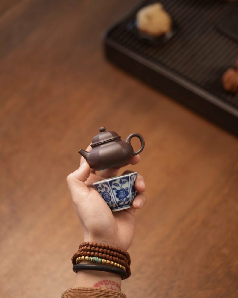 Half-Handmade-Mini-Zini-Hexagonal-Rong-Tian-50ml-Yixing-Teapot1 Half Handmade Mini Zini Hexagonal Rong Tian 50ml Yixing Teapot