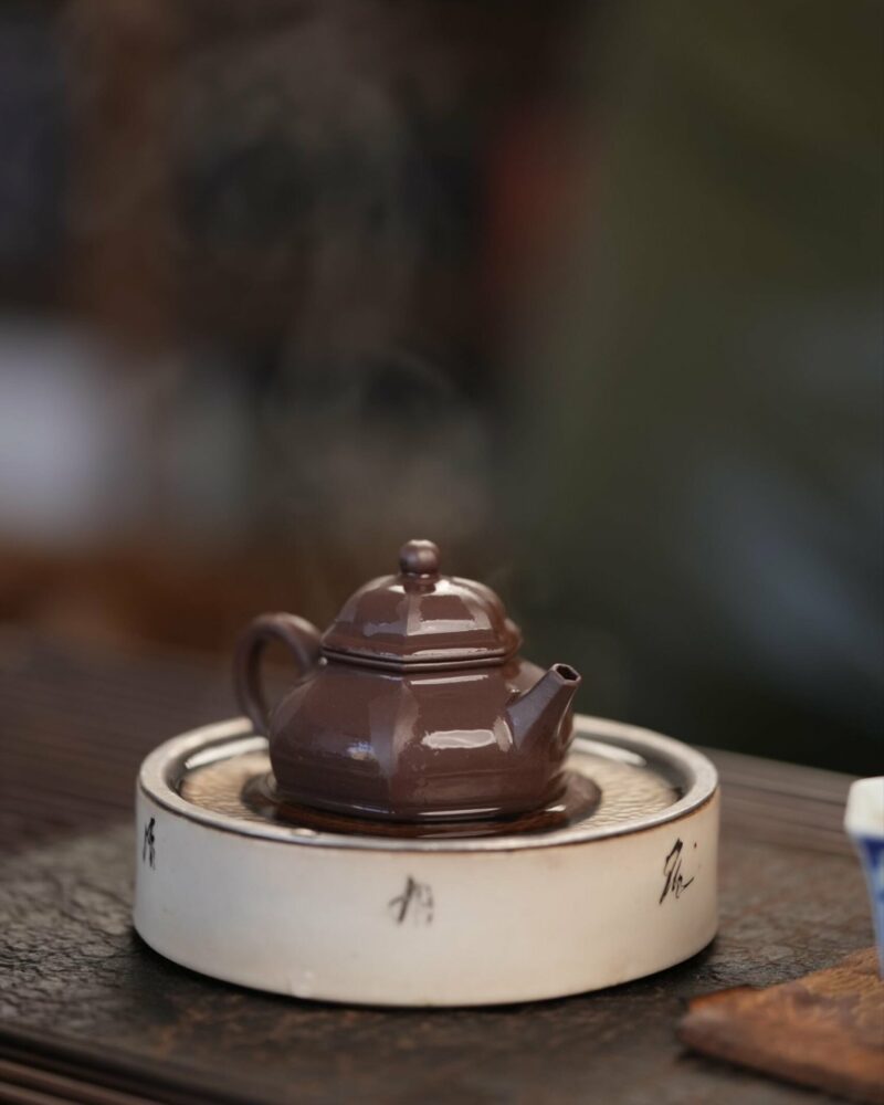 Half-Handmade-Mini-Zini-Hexagonal-Rong-Tian-50ml-Yixing-Teapot4 Half Handmade Mini Zini Hexagonal Rong Tian 50ml Yixing Teapot