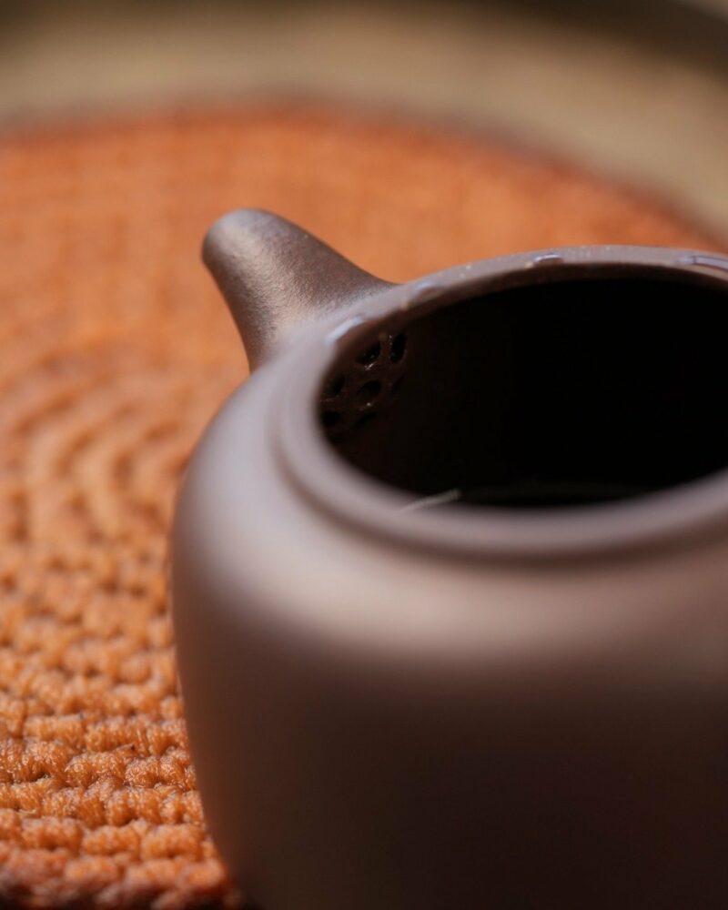 Half-Handmade-Mini-Zini-Niu-Gai-Lian-Zi-50ml-Yixing-Teapot10 Half Handmade Mini Zini Niu Gai Lian Zi 50ml Yixing Teapot