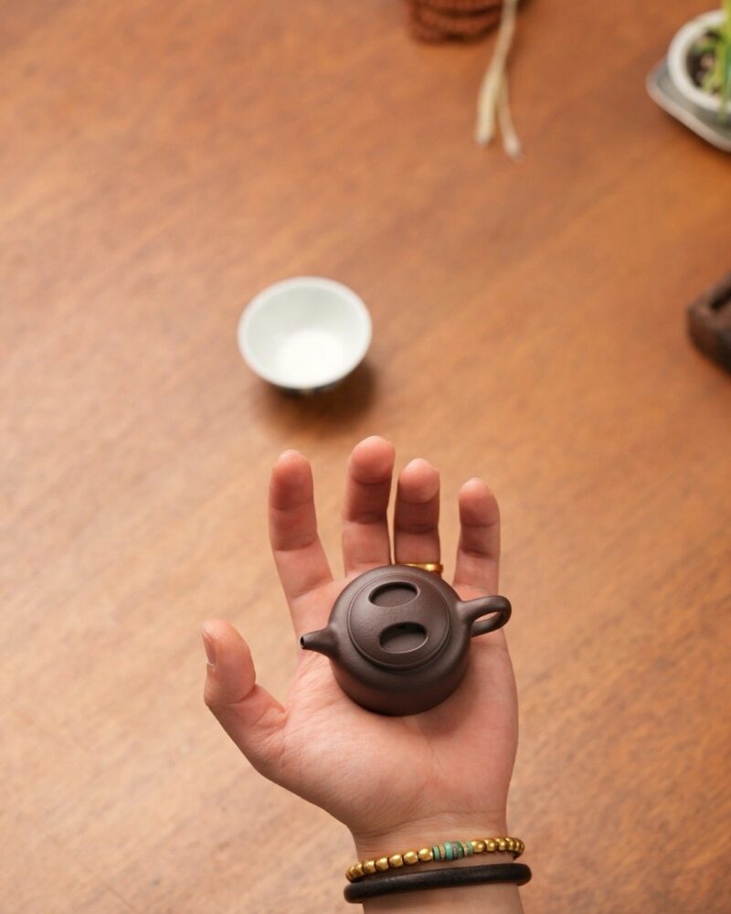 Half-Handmade-Mini-Zini-Niu-Gai-Lian-Zi-50ml-Yixing-Teapot2 Half Handmade Mini Zini Niu Gai Lian Zi 50ml Yixing Teapot