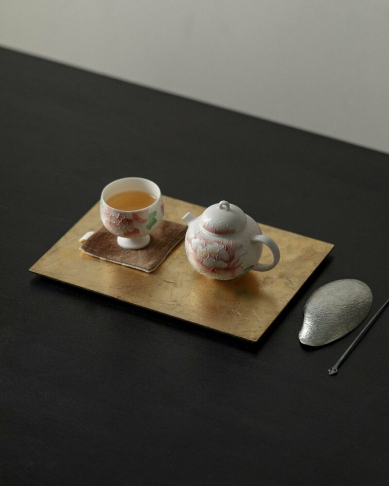 Hand-painted Ceramic Soft pink peony blossom 145ml Chinese Teapot Set