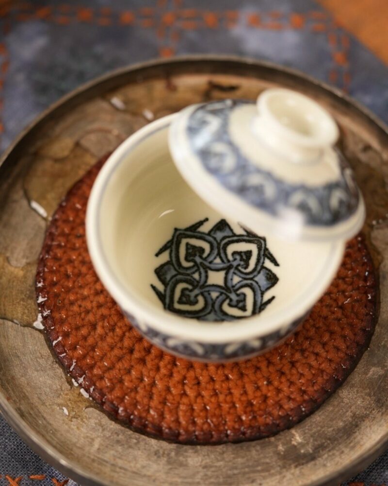 Handmade-Hand-painted-Porcelain-Blue-White-Baoxiang-Pattern-65ml-Gaiwan-Set-Pre-Order-Ship-In-20-Days9 Handmade Hand-painted Porcelain Blue & White Baoxiang Pattern 65ml Gaiwan Set Pre Order Ship In 20 Days