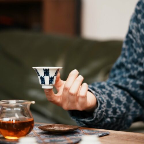 Handmade-Hand-painted-Porcelain-Blue-White-Shou-Character-Pattern-45ml-Tea-Cup1-1 Handmade Hand-painted Porcelain Blue & White Shou Character Pattern 45ml Tea Cup