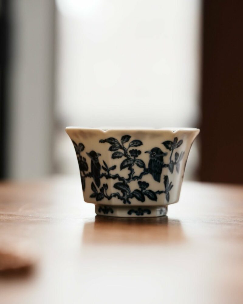 Handmade Hand-painted Porcelain Ming Blue & White Birds & Flowers Hexagonal 90ml Host Cup