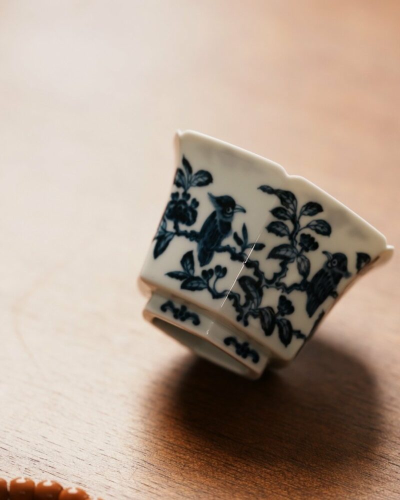 Handmade Hand-painted Porcelain Ming Blue & White Birds & Flowers Hexagonal 90ml Host Cup
