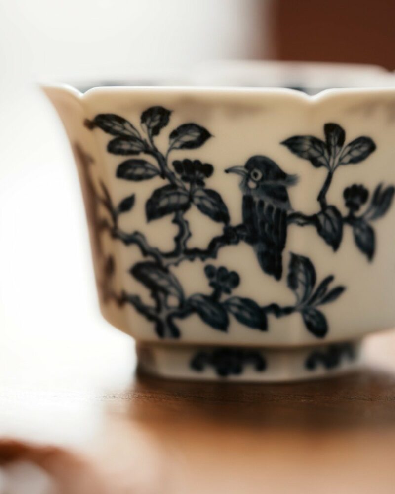Handmade Hand-painted Porcelain Ming Blue & White Birds & Flowers Hexagonal 90ml Host Cup