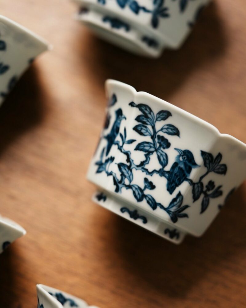 Handmade Hand-painted Porcelain Ming Blue & White Birds & Flowers Hexagonal 90ml Host Cup
