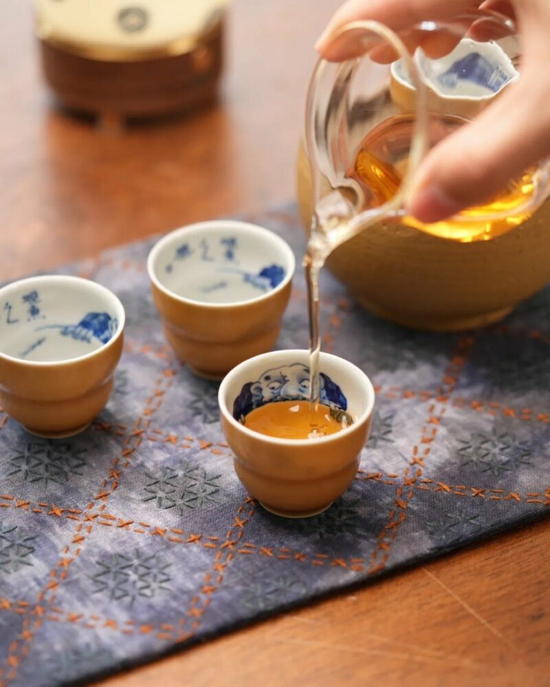 Handmade-Hand-painted-Porcelain-Wood-Firing-Kiln-Blue-and-White-Gourd-45cc-Tea-Cup8 Handmade Hand-painted Porcelain Wood Firing Kiln Blue and White Gourd 45cc Tea Cup