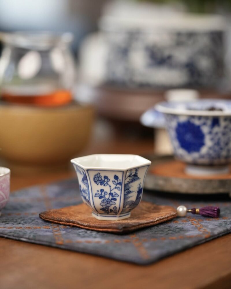 Handmade Hand-painted Qinghua Ceramic Four Seasons Hexagonal 40ml Tea Cup