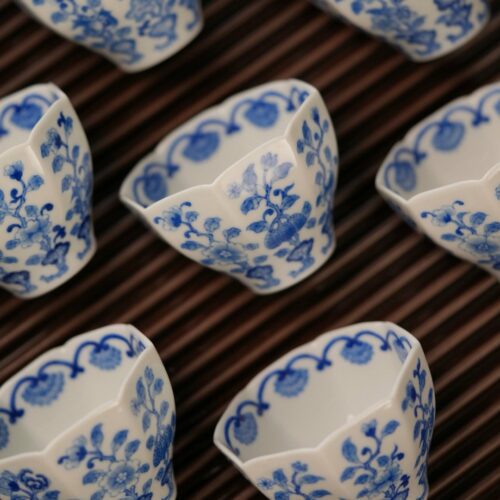 Handmade-Hand-painted-Qinghua-Porcelain-Four-Flowers-Four-Fruits-Octagonal-110cc-Host-Cup1 Handmade Hand-painted Qinghua Porcelain Four Flowers Four Fruits Octagonal 110cc Host Cup