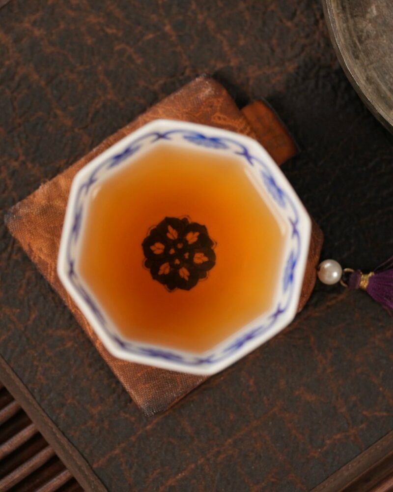 Handmade Hand-painted Qinghua Porcelain Four Flowers Four Fruits Octagonal 110cc Host Cup