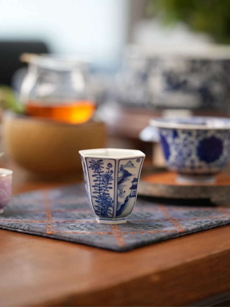 Handmade Hand-painted Underglaze decoration Porcelain Blue and White Landscape Hexagonal 50cc Tea Cup
