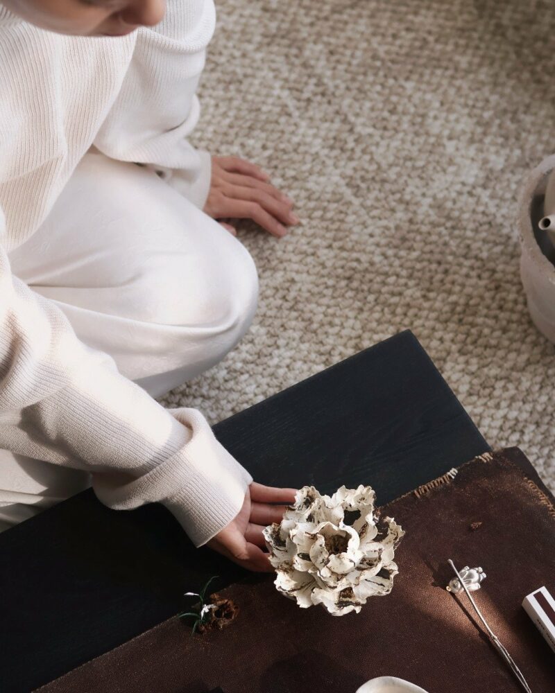 Handmade Minimalist Clay Flower Design Incense Holder