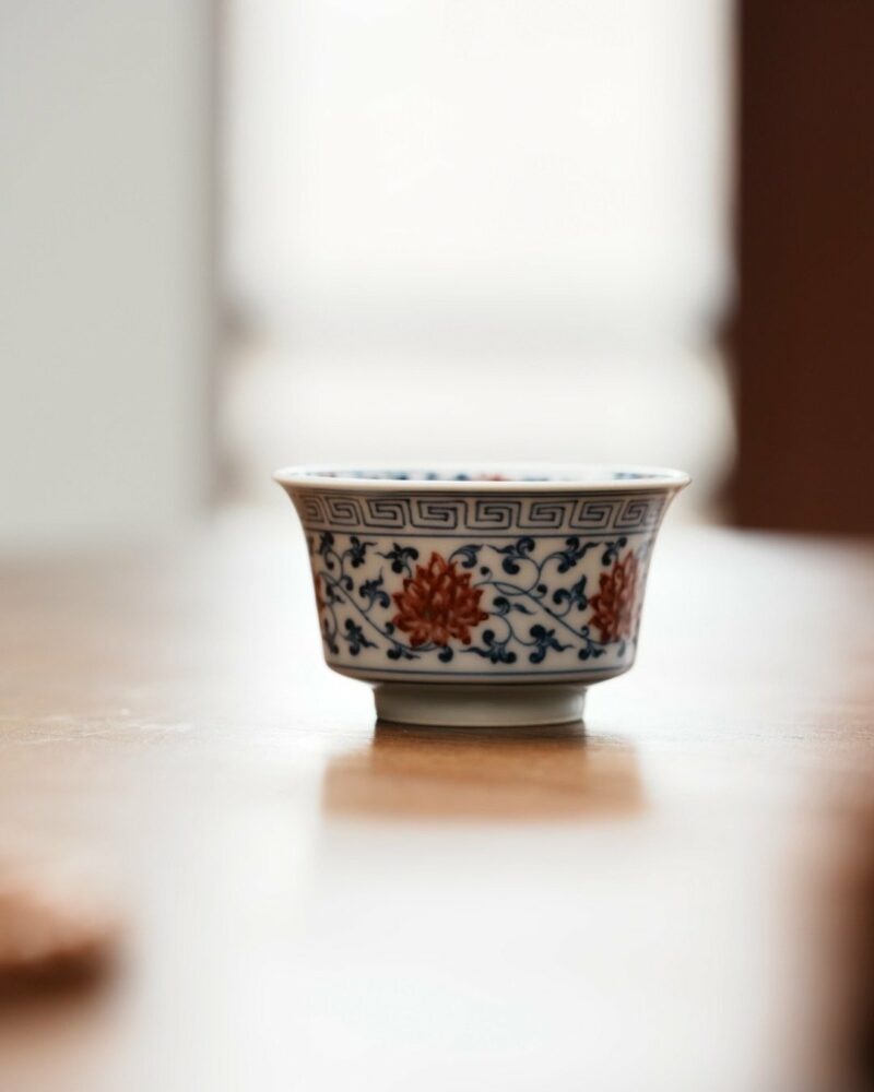 Handmade Underglaze Red Porcelain Blue and White Twined Lotus 60cc Host Cup