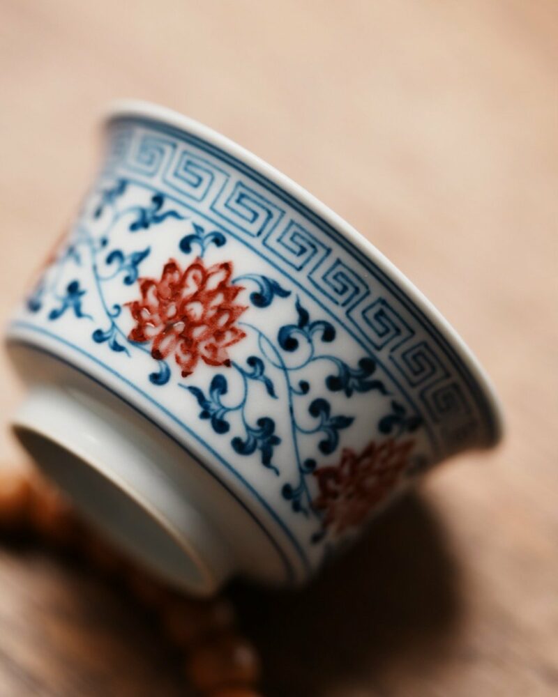 Handmade Underglaze Red Porcelain Blue and White Twined Lotus 60cc Host Cup